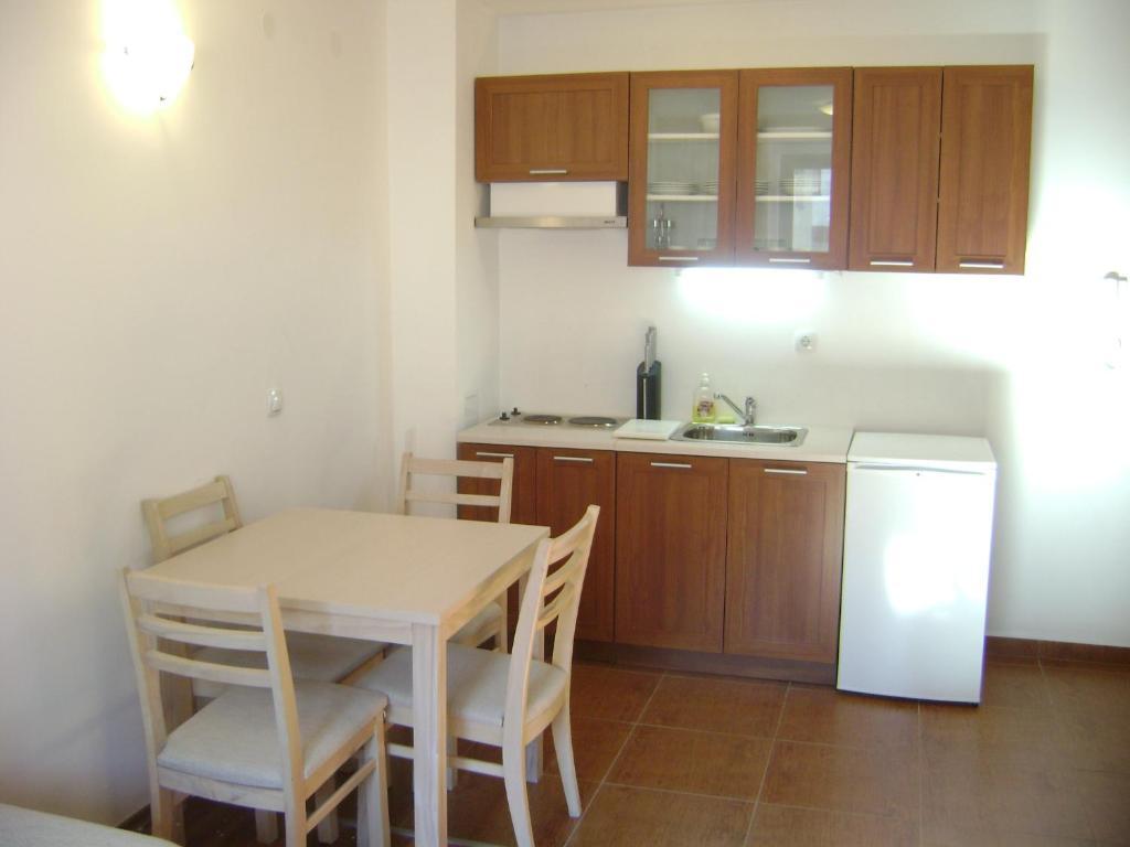 Gondola Apartments & Suites Bansko Quarto foto